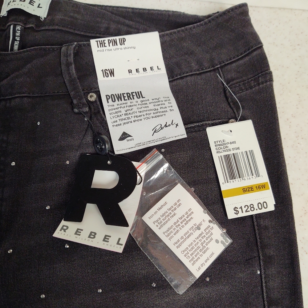 🆕 Rebel Skinny Jeans, 16W N.W.T. .    Lycra  Beauty Sculpts Your Curves!  Final